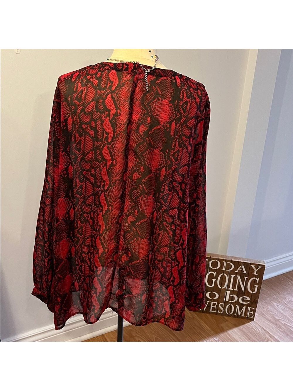 😍SHOW SPECIAL George Red Snake Print Long Sleeve Sheer Blouse 3X - Picture 4 of 8